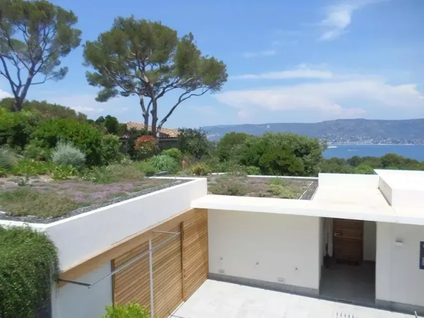 Étanchéité toit terrasse végétalisé à Bormes-les-Mimosas