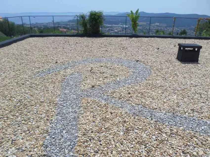 Étanchéité toit terrasse en graviers à Bormes-les-Mimosas