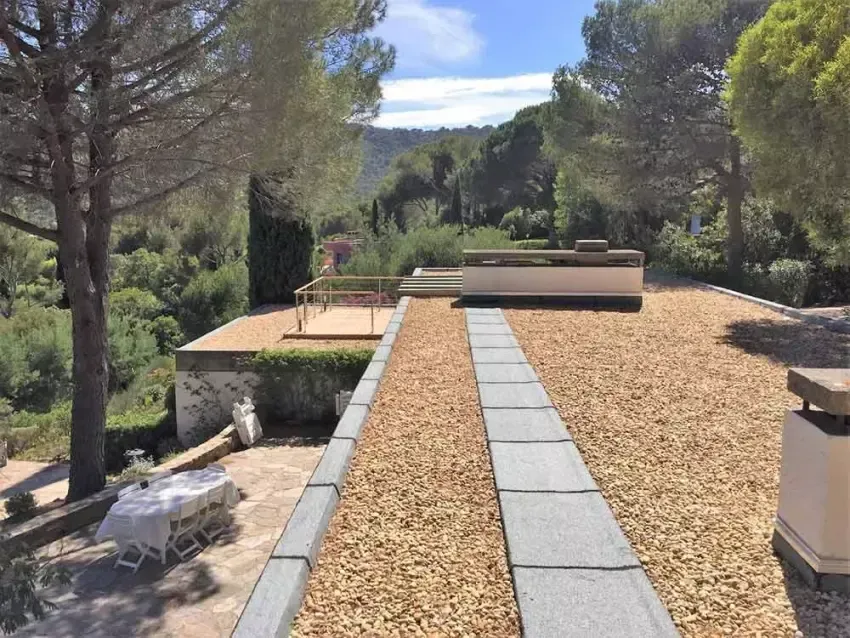 Toit terrasse gravillonées
